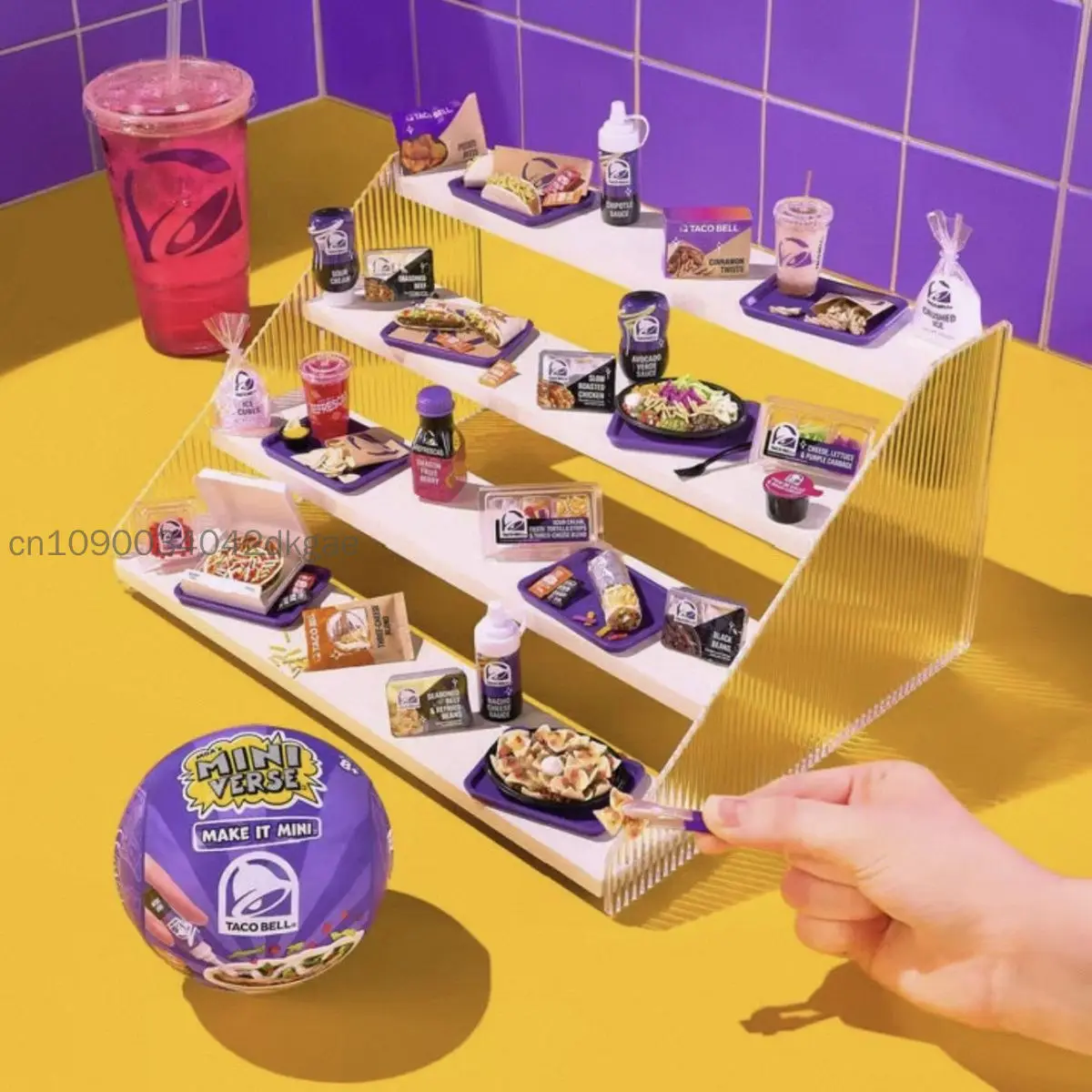 Коллекционный шар-сюрприз Miniverse Make It Mini Taco Bell DIY: крутая, модная, креативная игрушка для настольного декора, подарок для коллекционеров (art.: 3920db244746f) - 3920db244746f