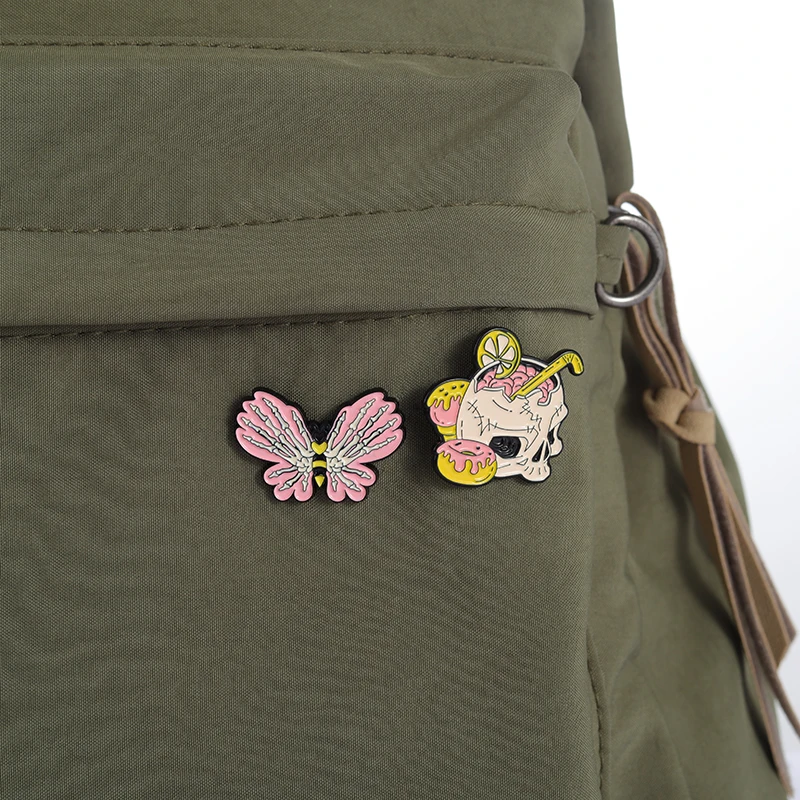 

Butterfly Candy Enamel Pin Lovely Brooch Hat Friends Jewelry Accessories Badge Pink Bear Lapel Metal Punk Gifts Backpack
