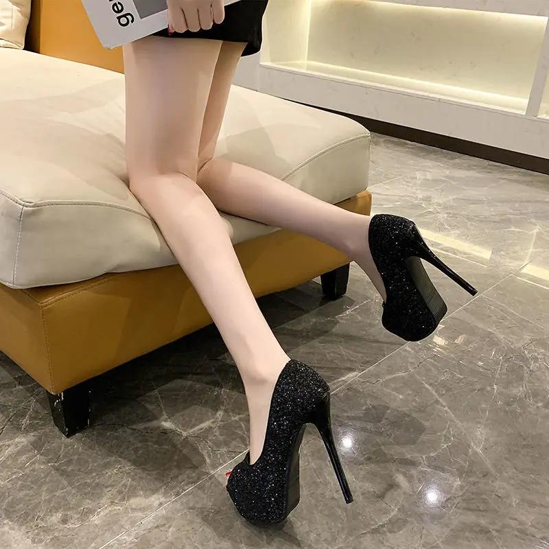 

Женские туфли на шпильке 14 см, с блестками