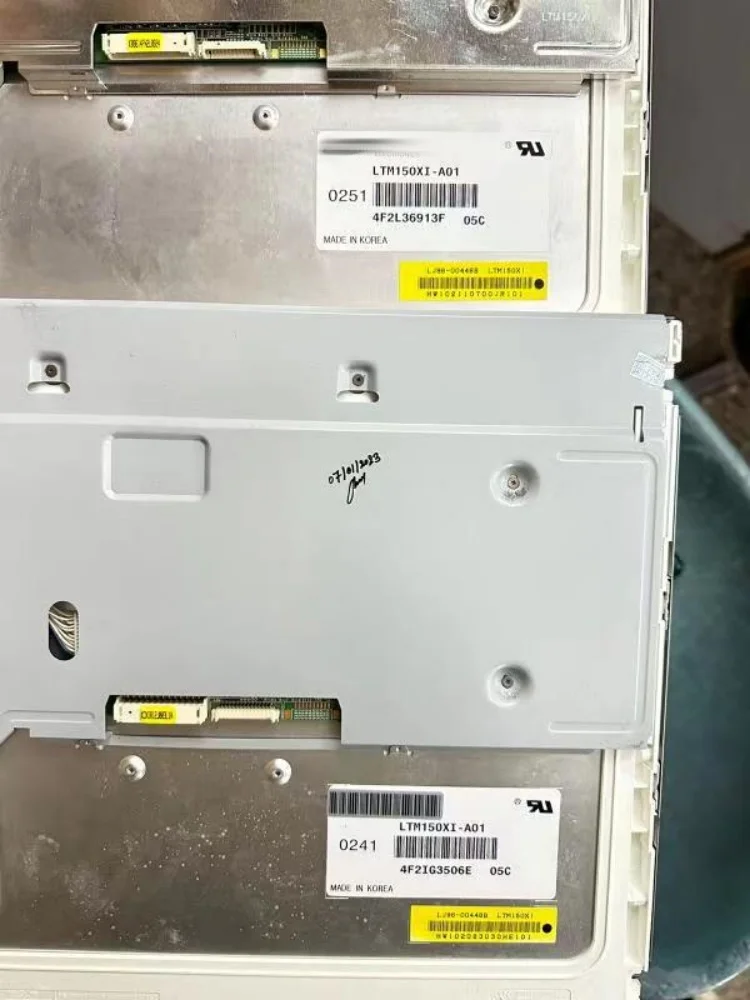ЖК-экран LTM150XI-A01