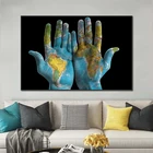 Карта мира на руке, картины на холсте, современные картины, эстетическое красочное настенное искусство, плакаты, картины, украшение гостиной