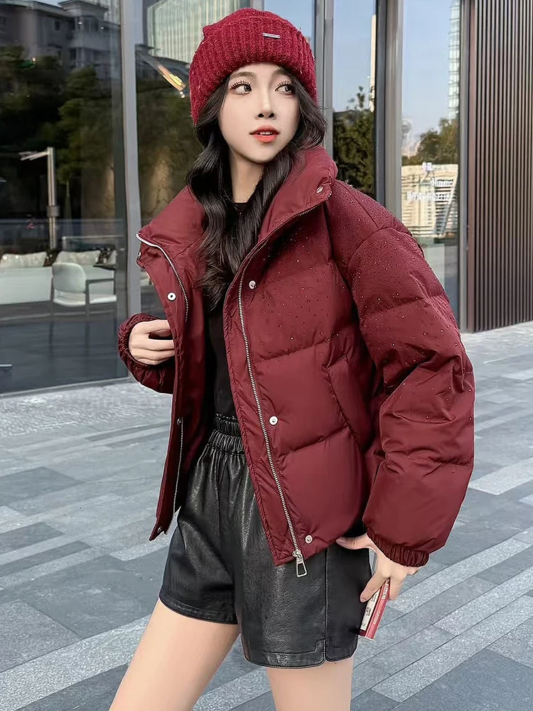 Короткое пальто на блестящем белом утином пуху модная зимняя куртка Little Fairy 2024