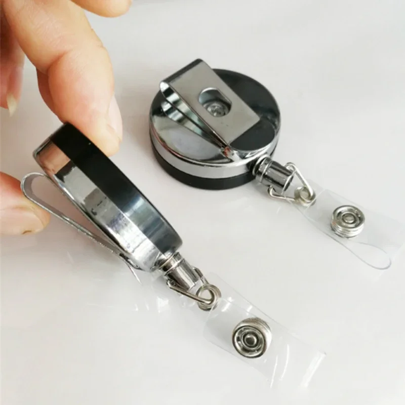 

Металлический ретракторный брелок для бейджа