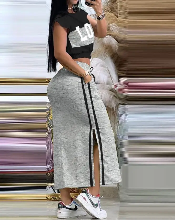 Рисунок 3 - Летний женский костюм