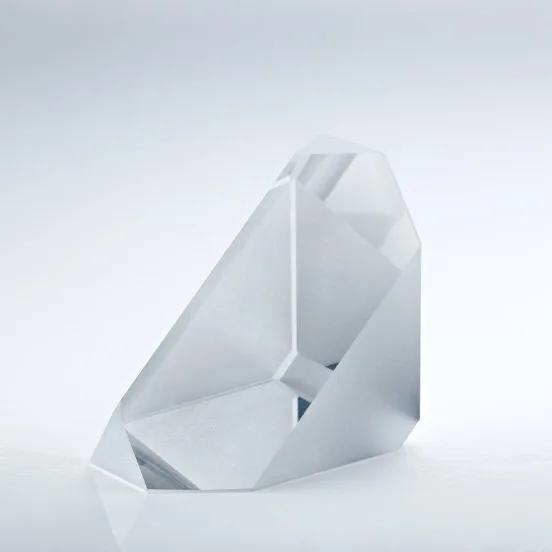 Завод продает крыши различных размеров и высококачественных оптических