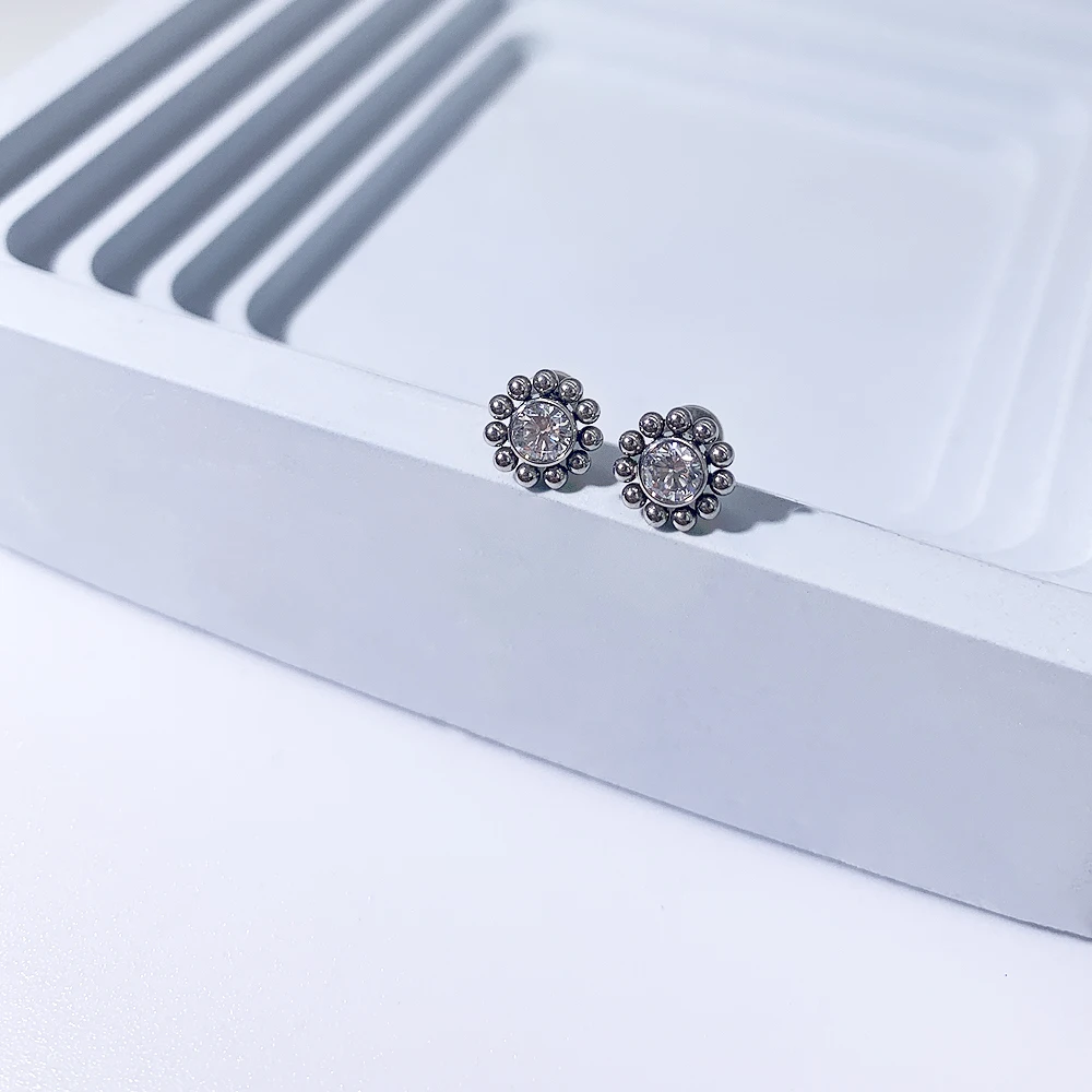 

Серьги-гвоздики из титана, 16 г, 1 шт.