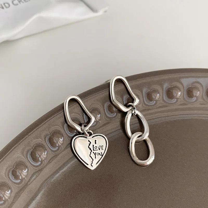 

Fashion Ladies Asymmetric Pendant Earrings Chain Girls Daily Wear Earrings Jewelry 2022 Stud Earrings