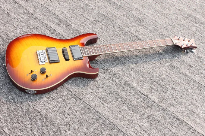 

Изготовленная на заказ электрическая гитара, верхняя часть огненного клена, двухступенчатая гитара HS, производитель прямых волос