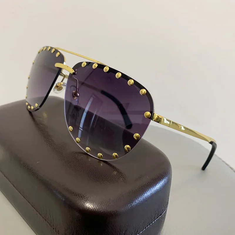 Luxury Brand Classic Alloy Pilot Sunglasses Women Square Sun Glasses Men Gradient Sun Glasses Female UV400 Eyewear 18002