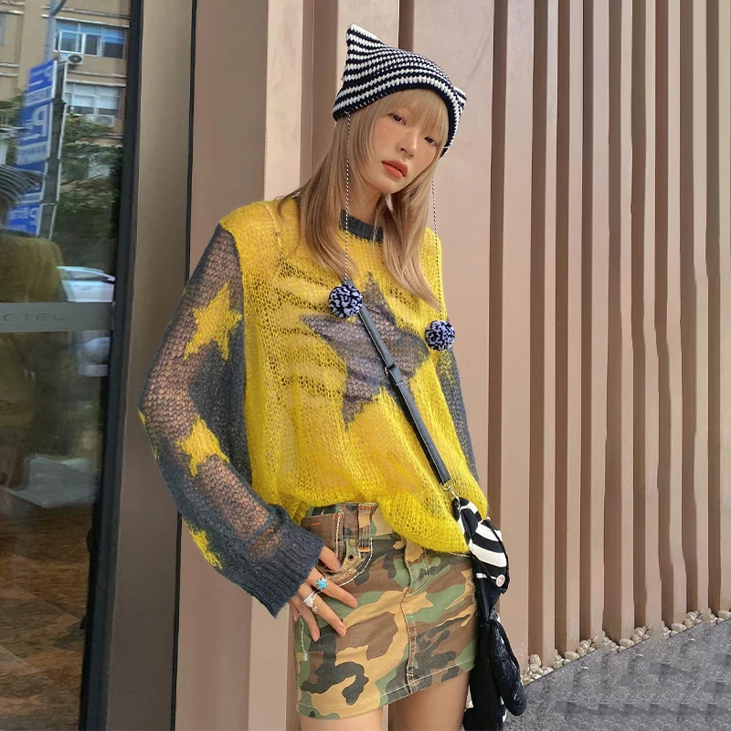 Женская футболка с длинным рукавом круглым вырезом