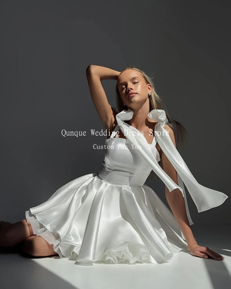 Qjall Короткие атласные свадебные платья на тонких бретельках со шнуровкой без