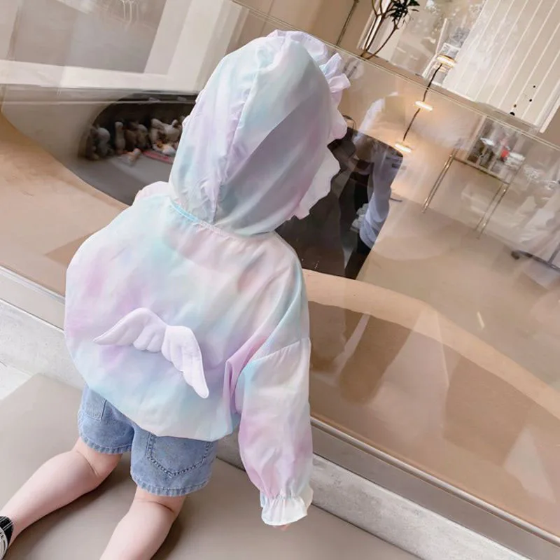 

Детская хлопковая куртка с капюшоном, с градиентом