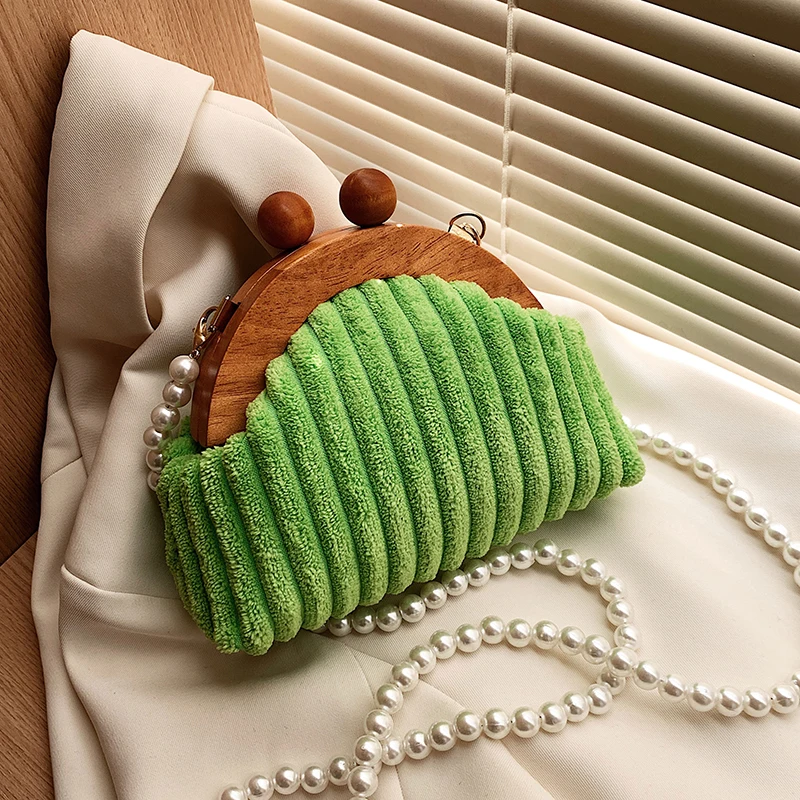 

Corduroy Plush Wooden Clip Mini Shell Crossbody Bag 2022 Famous Brand Luxury Women's Designer Handbag Pearl Strap Shoulder Bag