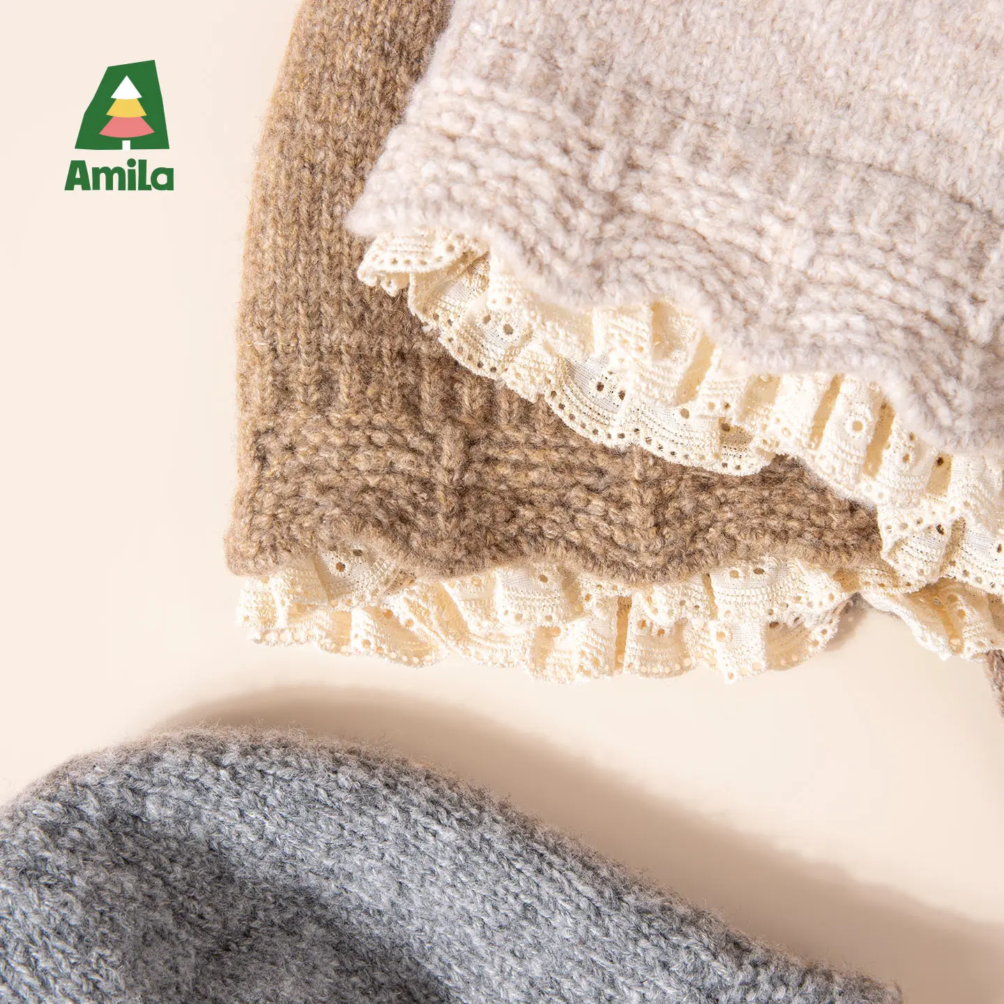 Фото Детская зимняя вязаная кружевная шапка Amila Kids для девочек, длительное тепло, ветрозащитная, регулируемая эластичность, изысканная сладость №5