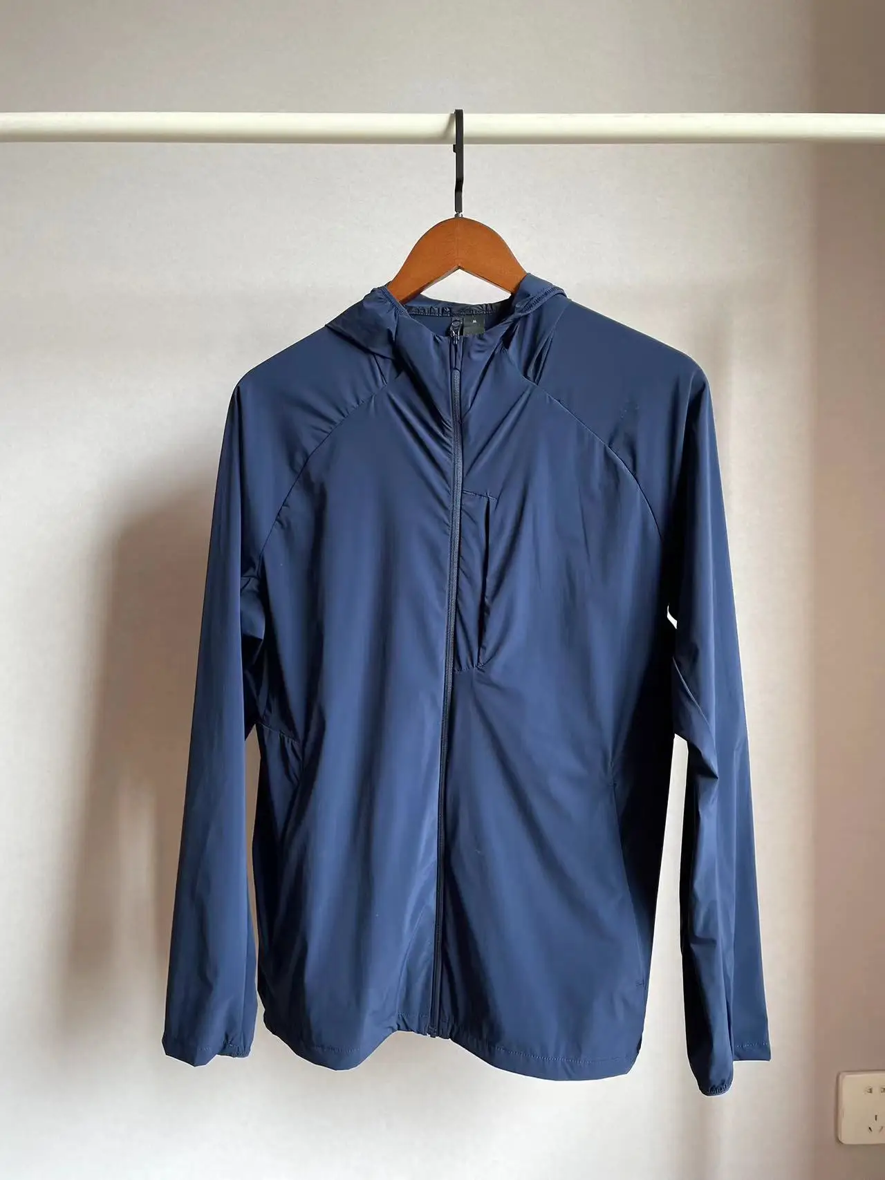 Заказы на экспорт в Японию летние походы альпинизм ветрозащитные