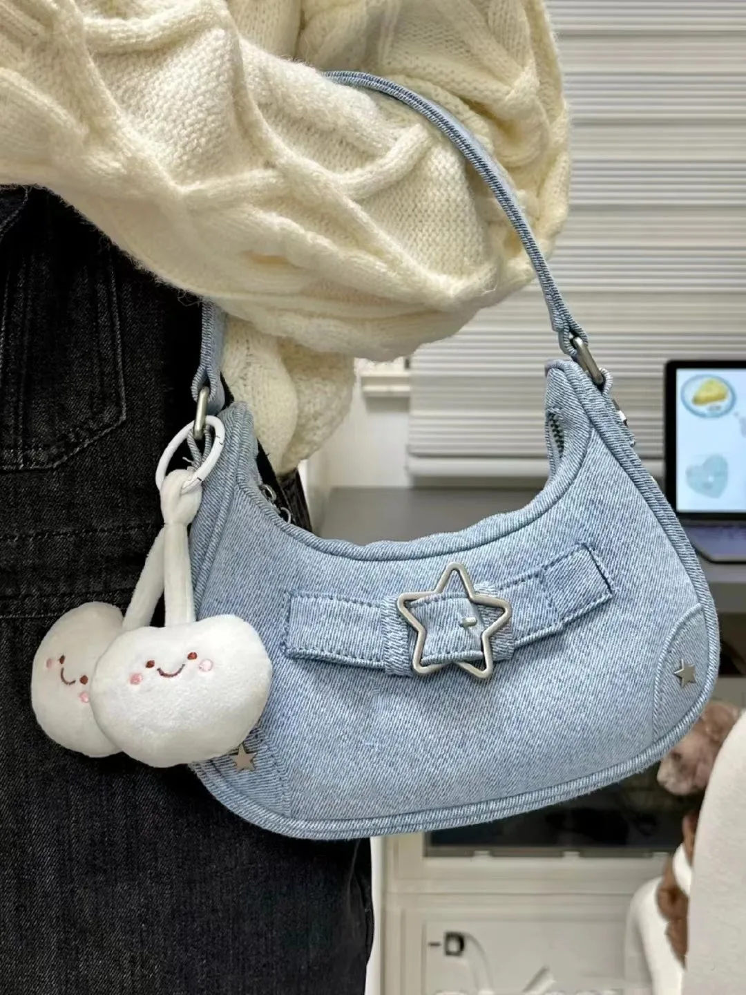 

FIRMRANCH New Y2K Style Retro Star Rivet Design Versatile Denim Premium One Shoulder Underarm Purse Sweet Girl Soft Bag