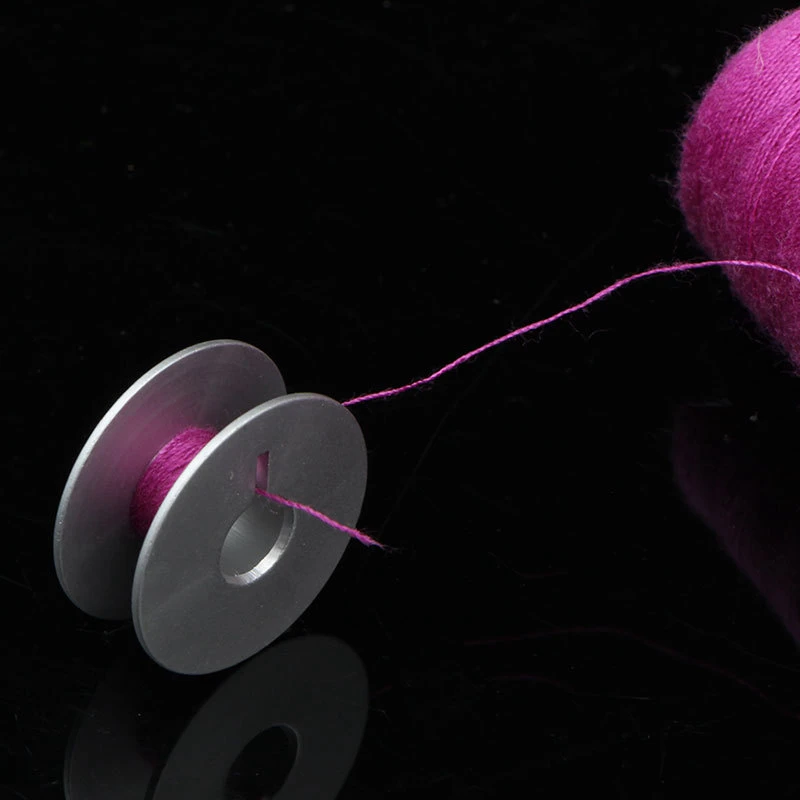 

5/10/20/50/100 шт. индустриальная фотосессия #40264 певец Юки с братом