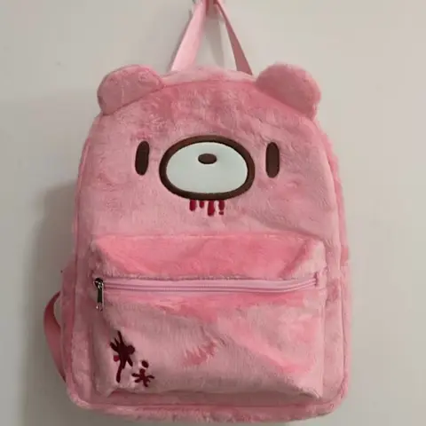 MINISO Рюкзак с изображением крови и розового медведя