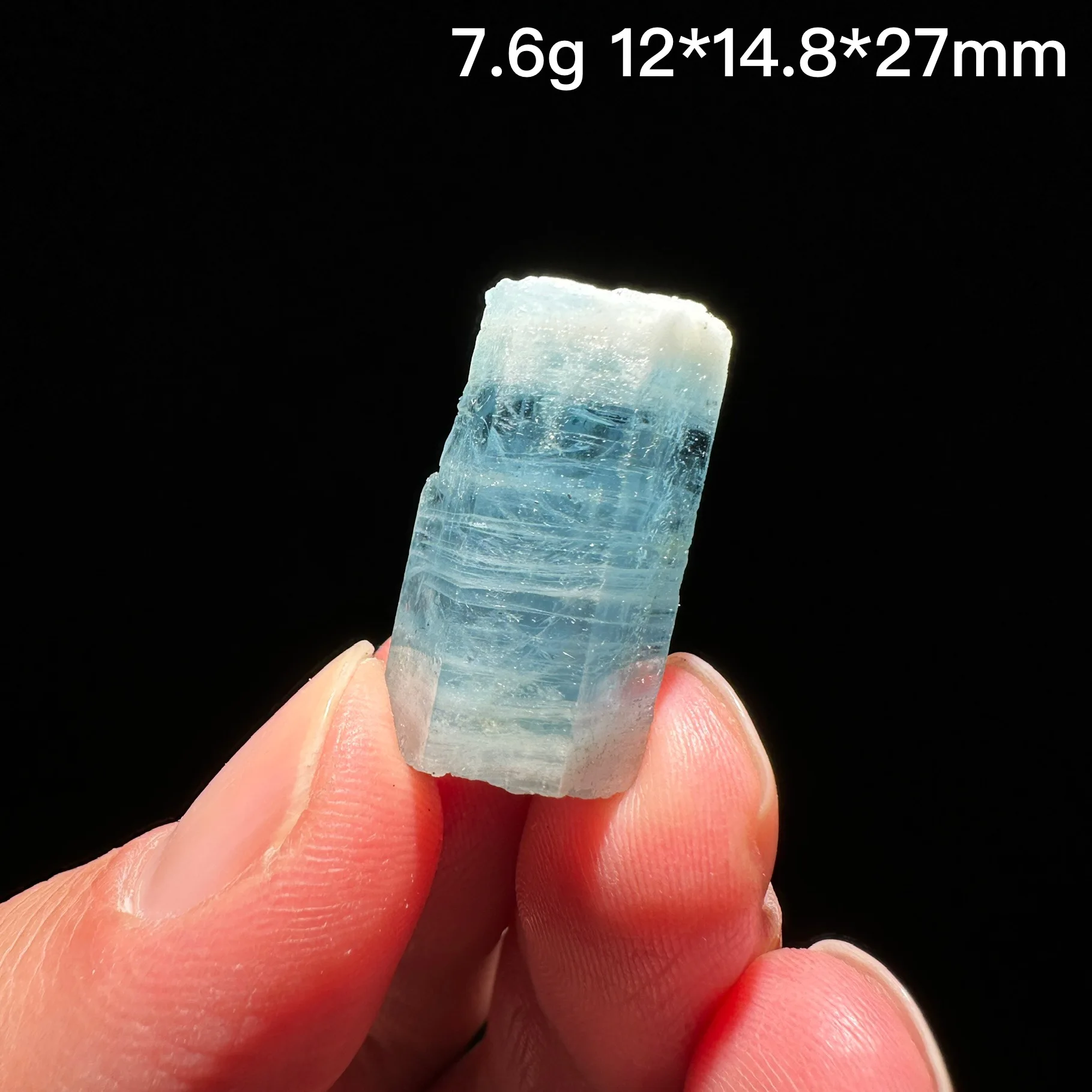 

Кристалл аквамарин Мадагаскар