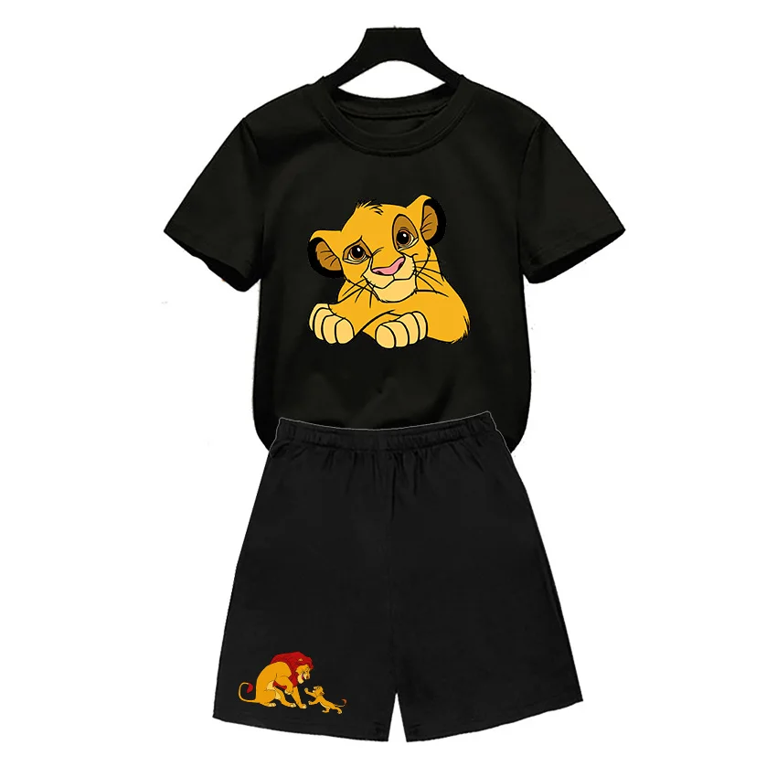 

Комплект из футболки и шортов для детей 3-8 лет