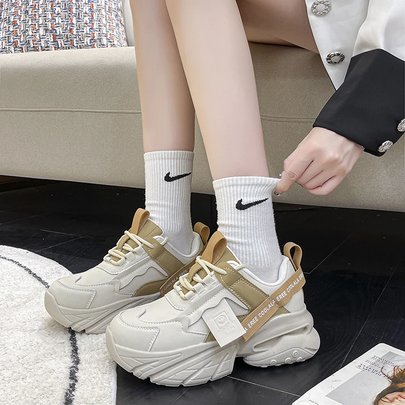 

Женские кроссовки на массивной платформе, Повседневные кроссовки с вулканизированной подошвой, зимняя обувь, 2022