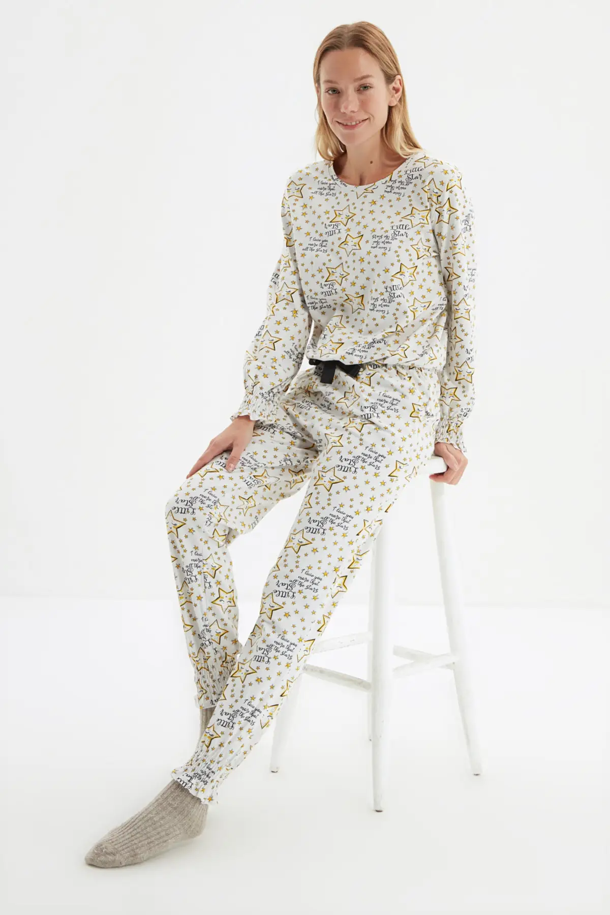 

Trendyol Pattern Pajamas set THMAW22PT1399