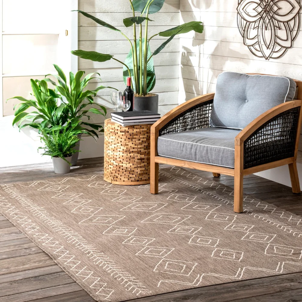 

nuLOOM Sierra Moroccan Diamond Outdoor Area Rug, 6' 3" x 9', Light Brown