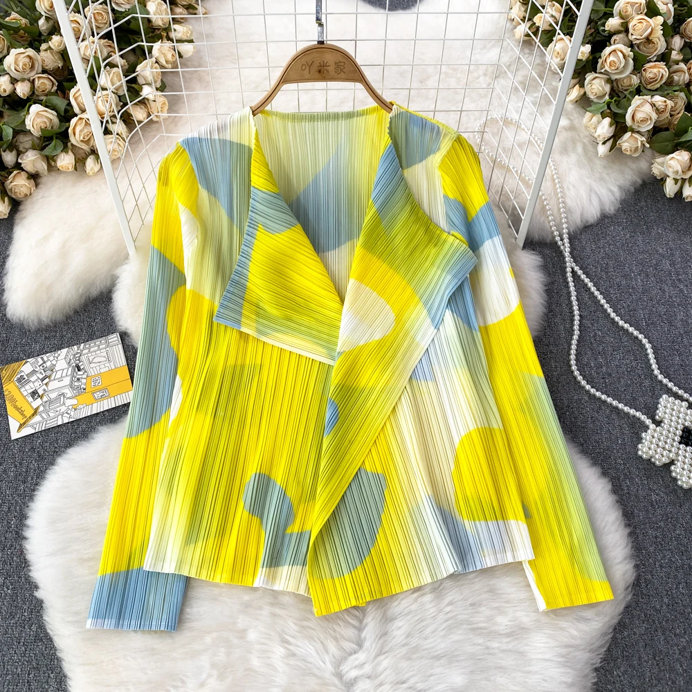 

Contrast Color Design Printed Cardigan Coats Women's Autumn New Pleated Long Sleeved Loose Fitting Turn Down Collar Jacket