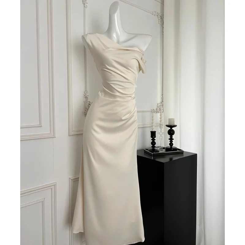 Розовое однотонное танцевальное элегантное платье летнее на бретельках