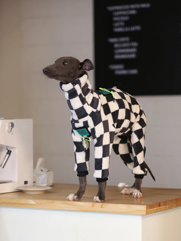 Одежда для домашних животных модная черно-белая клетчатая зимняя теплая одежда