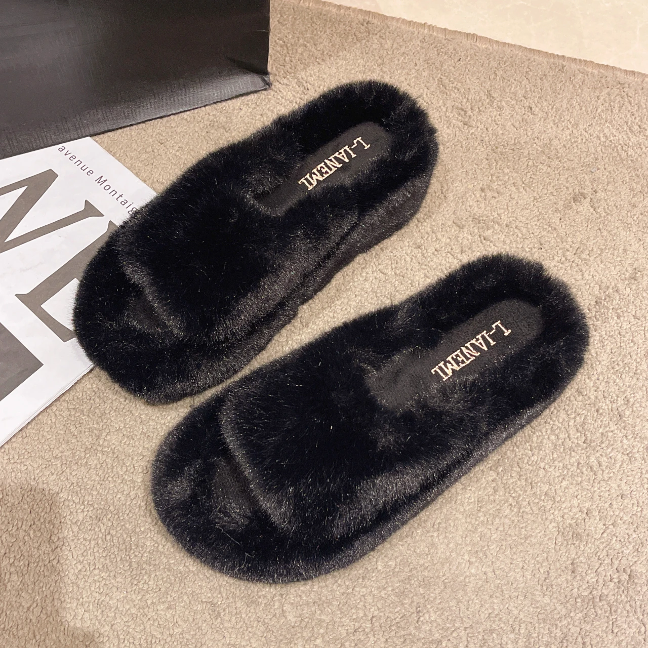 Winter Fur Women Slippers 2023 Plush Fluffy Home Slippers Women Cozy Soft Warm Furry Indoor House Shoes Platform Flip Flops