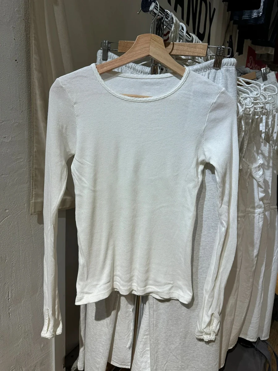 Базовые футболки с длинными рукавами в рубчик кружевной отделкой женские