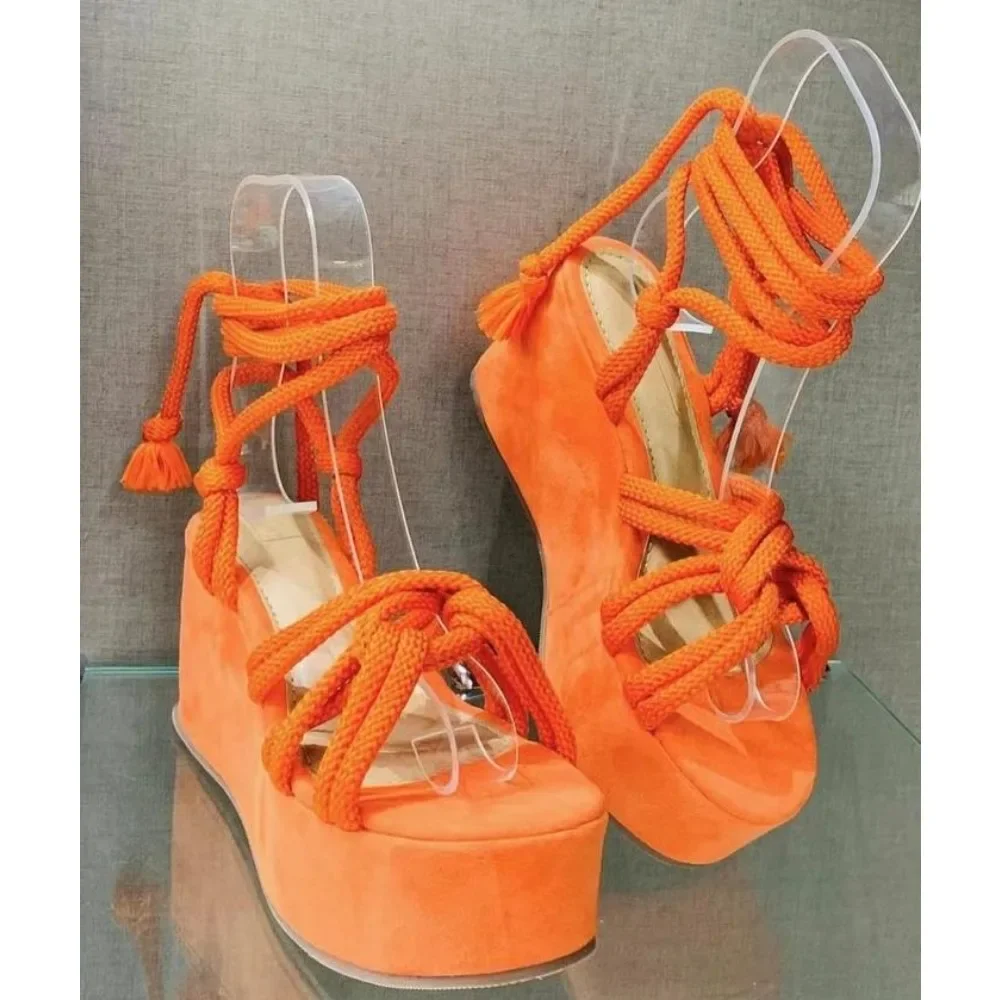 Летние женские босоножки на танкетке шлепанцы платформе удобная новая