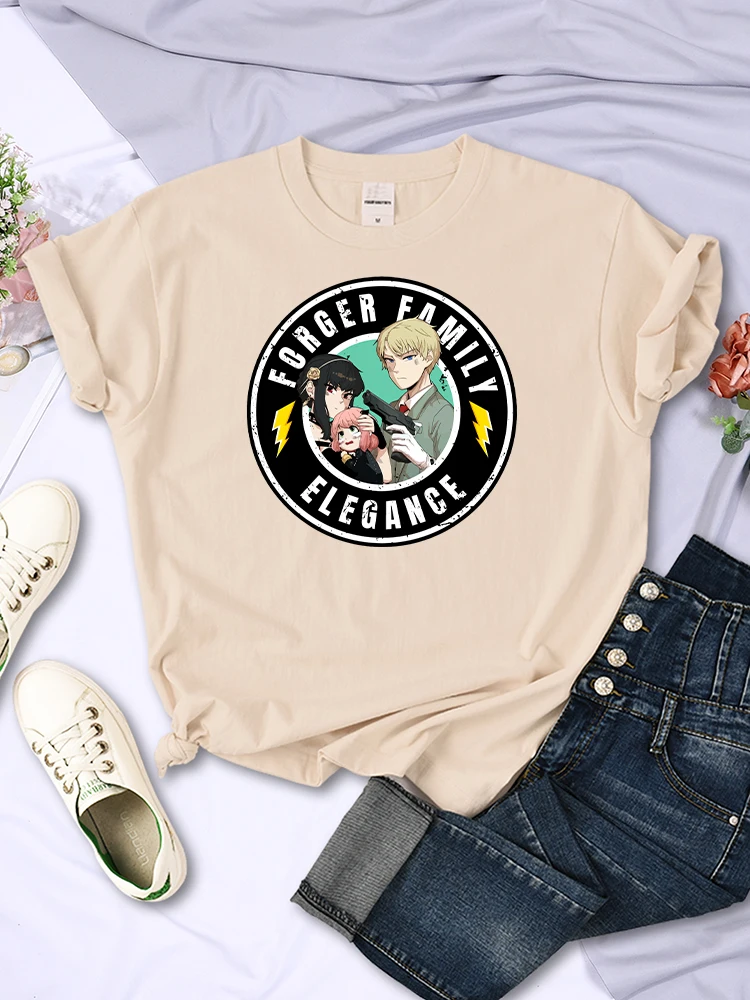 

Spy X Family Forger Family Elegance Vintage Print Women's Tshirt Vintage Creativity Street Clothing O-Neck Casual Woman T-Shirts