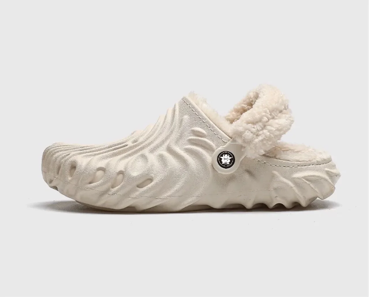 

Новые зимние домашние бархатные Тапочки Croc для влюбленных модная Нескользящая теплая обувь для мужчин и женщин