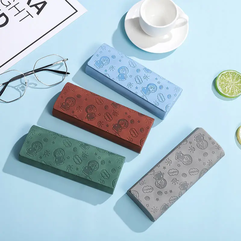 

Kawaii Doraemon Glasses Case Male and Female Student Cartoon Cute Portable Magnetic Absorption Leather Sunglasses Storage Box