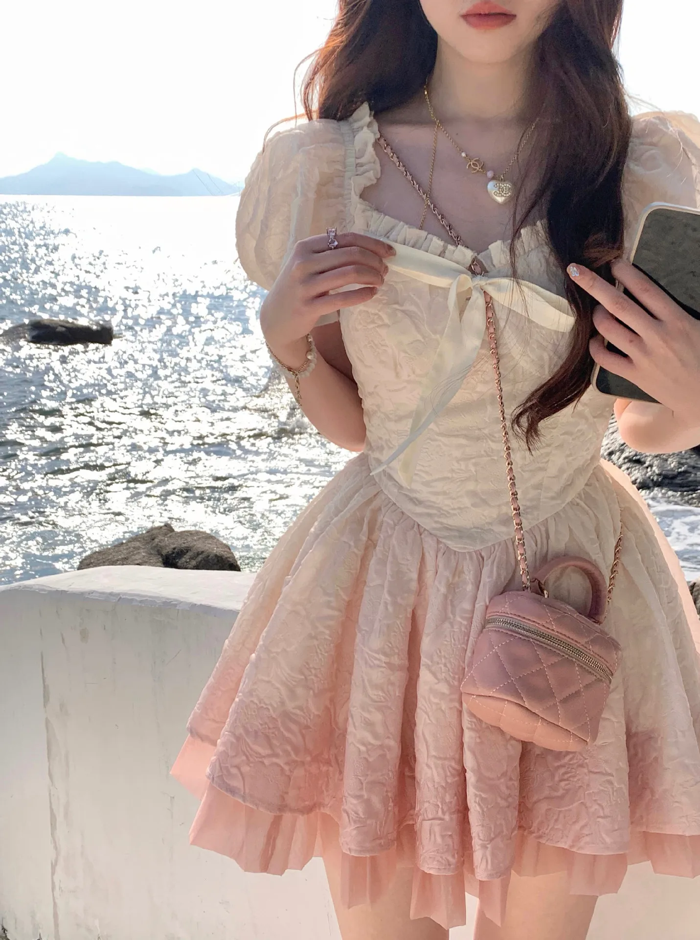 

Женское платье с бантом и пышными рукавами, короткое платье с квадратным вырезом, облегающее платье-пачка розового цвета с градиентом, летняя модная повседневная женская одежда