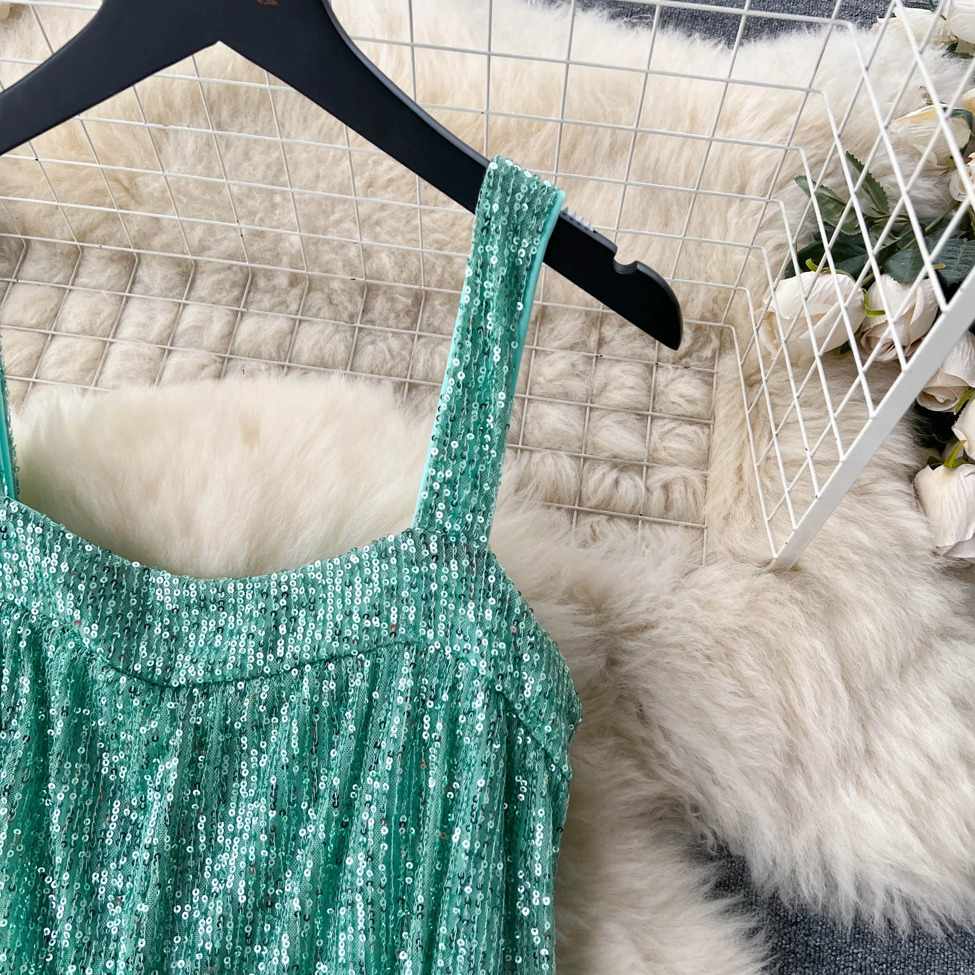 Clothland Women Elegant Sequined Jumpsuits Shiny Square Collar Sleeveless Backless Party Event Long Playsuits Mujer KA350