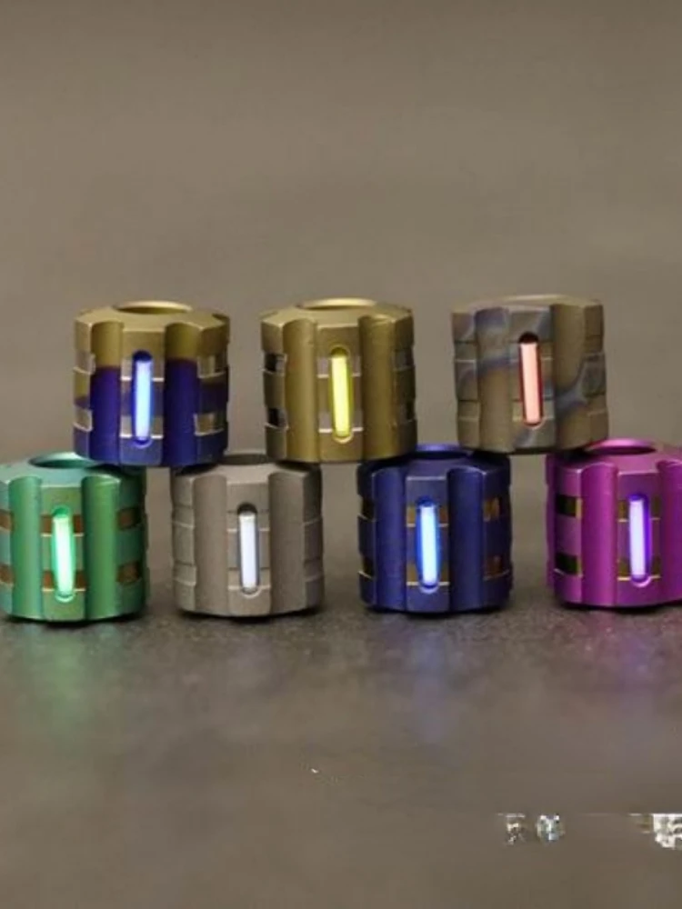 

Titanium Alloy Hand Strap W (Upgraded Version of Tritium Light G) Mobile Phone Pendant Tail Rope Crash Pendant