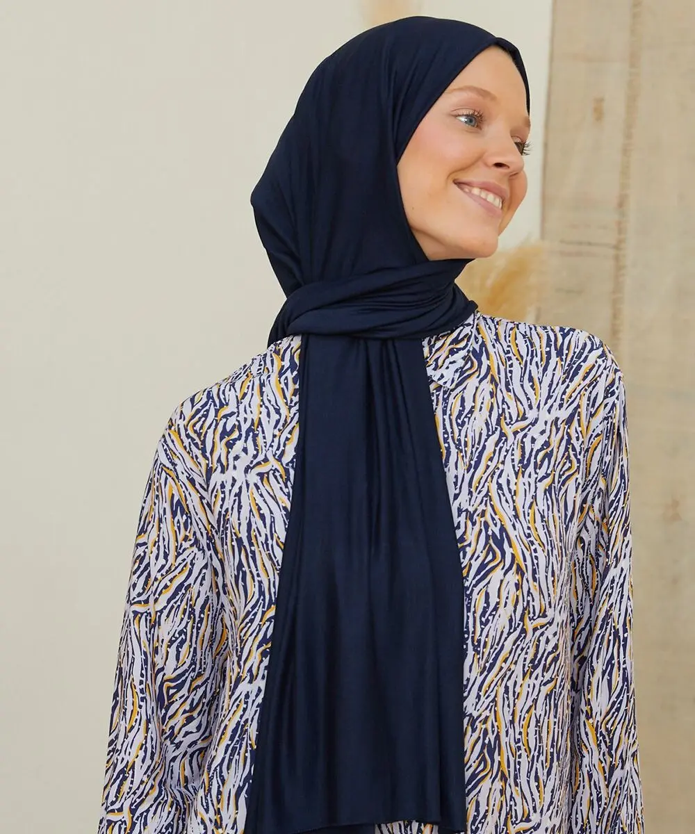 

Salland Combed Cotton Shawl Navy Blue Comfortable Product Fashion Flexible and Breathable Comfy Fabric Quality Robust Original Does Not Burn No Ironing Easy Use 1. Quality Shawl Combed Cotton 4 Seasons PenyeŞal-30