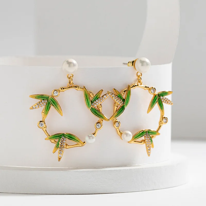 

Green Bamboo Whispering "Bamboo Leaf Earrings with Elevated Creativity in Chinese Style Bamboo Earrings with Cold Wind Earrings