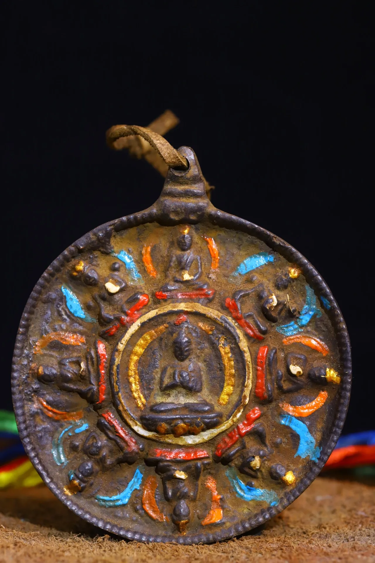 

CHina Elaboration Old Tibet Bronze Hand Made Chiseling Buddha Brand Metal Crafts Home Decorate#8