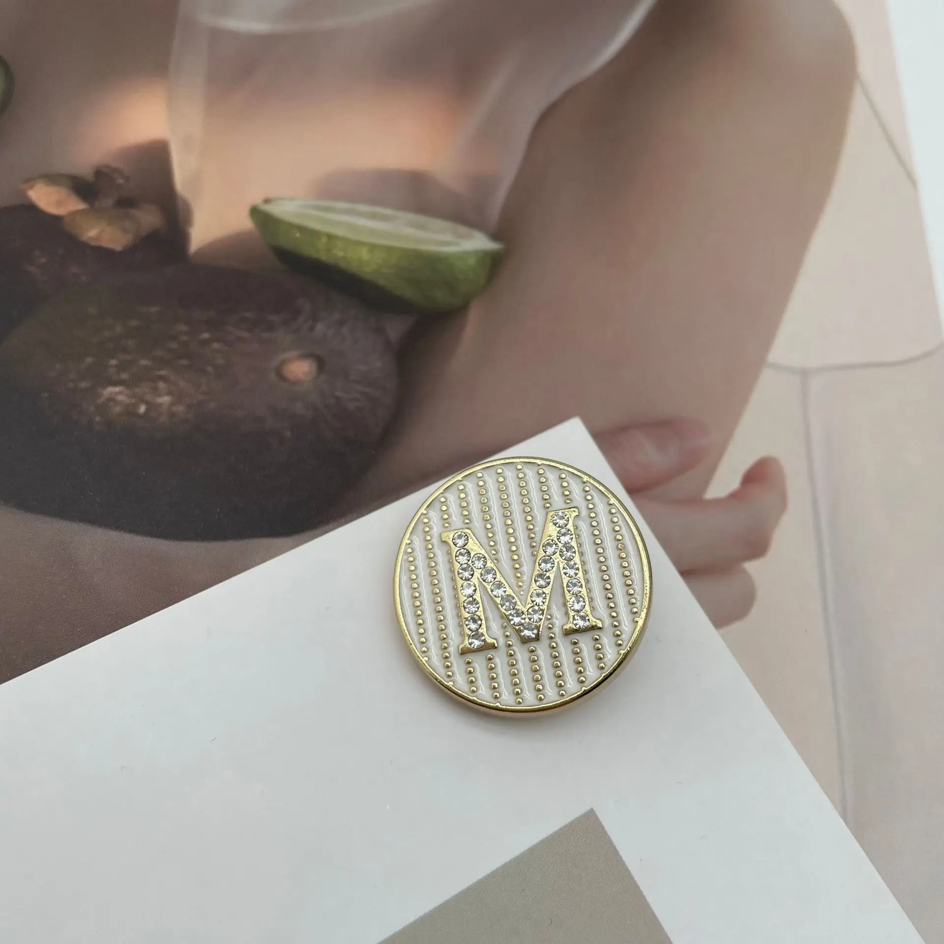 6 шт. Модные Дизайнерские пуговицы для одежды