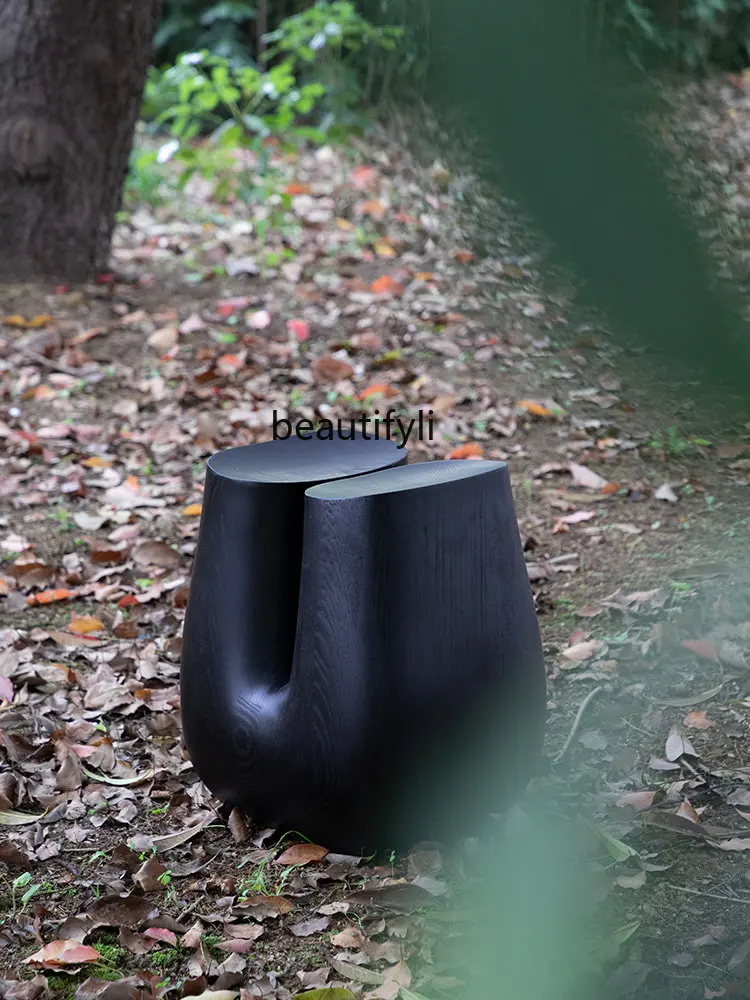 Стул для ног из массива дерева в стиле минимализма