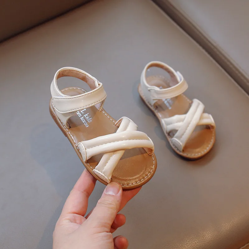 

Girls Cross Sandals Baby Kids Open-toe Beach Shoes 2023 Fashion Summer Children Casual Leather Shoes Simple Flats
