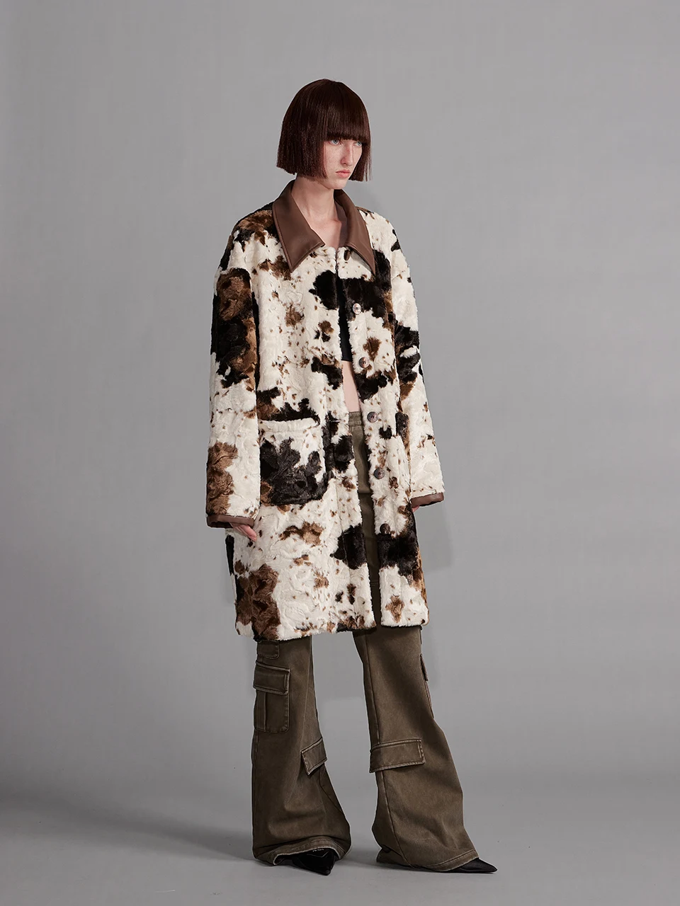 Рисунок 2 - Бежево-коричневое меховое пальто контрастных цветов