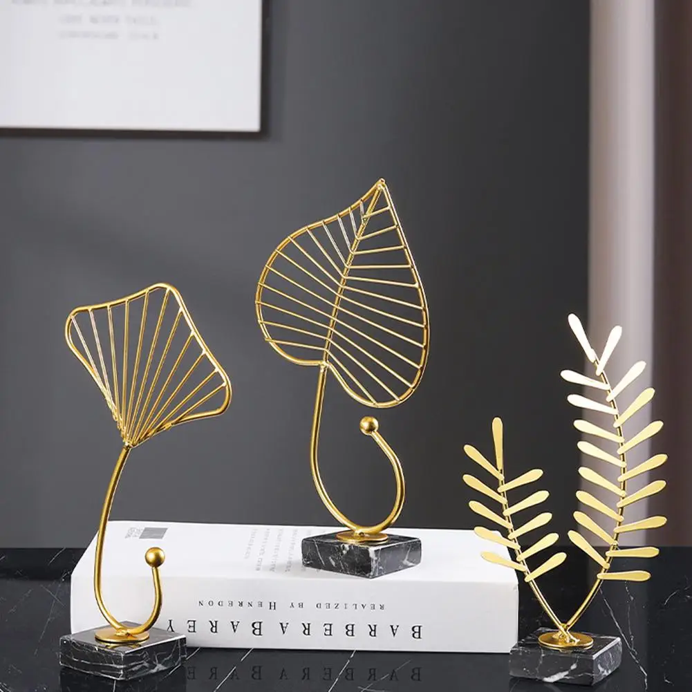 

Leaf Sculpture Crafts Office Desktop Ornaments For Living Room Wine Cabinet Porch Home Decoration Ginkgo Leaf Metal Ornaments