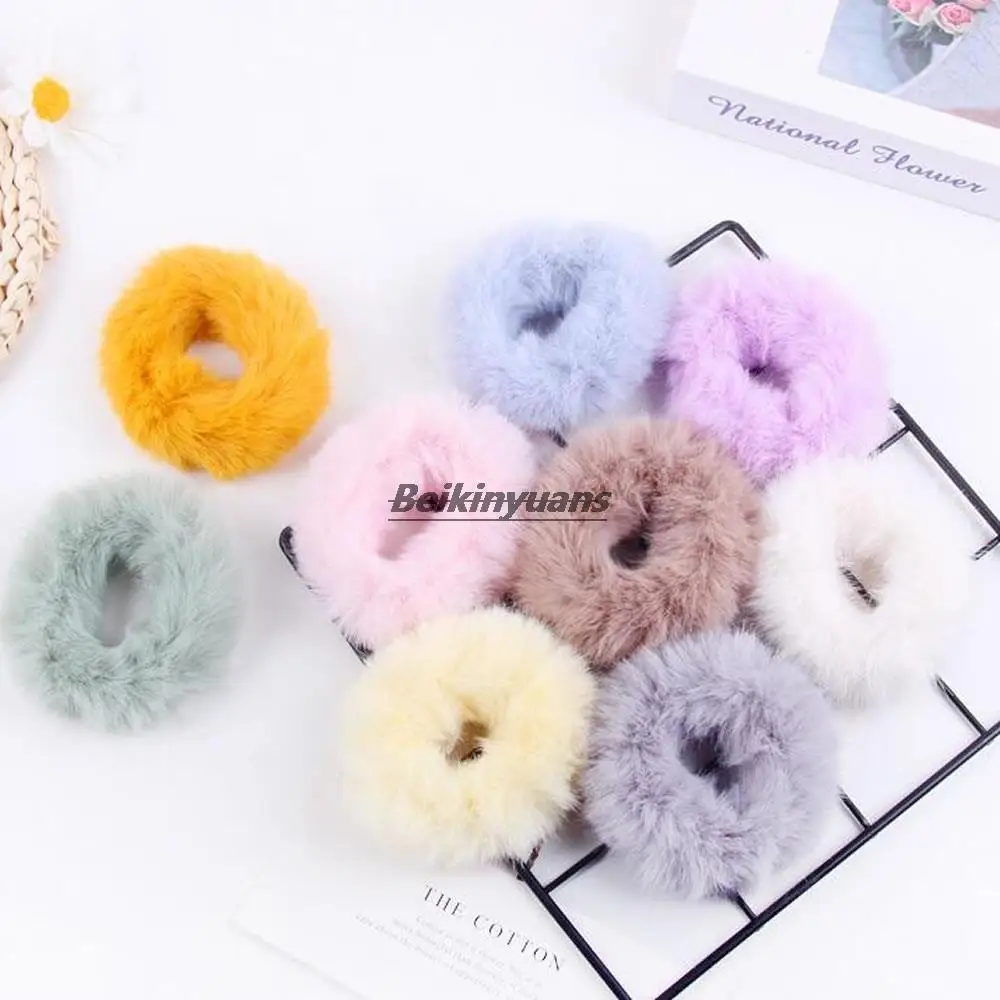 

New autumn and winter hair accessories Korean women's plush head rope simple ball head high elastic hair band