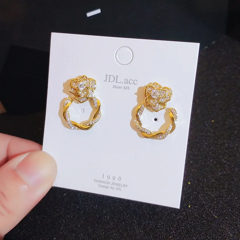 

Цветочные серьги