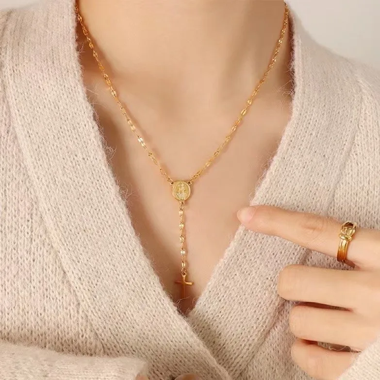

Cold Wind Fashion Trendsetter Geometry Jesus Cross Pendant Necklace Titanium Steel Gold-plated Clavicle Chain Female